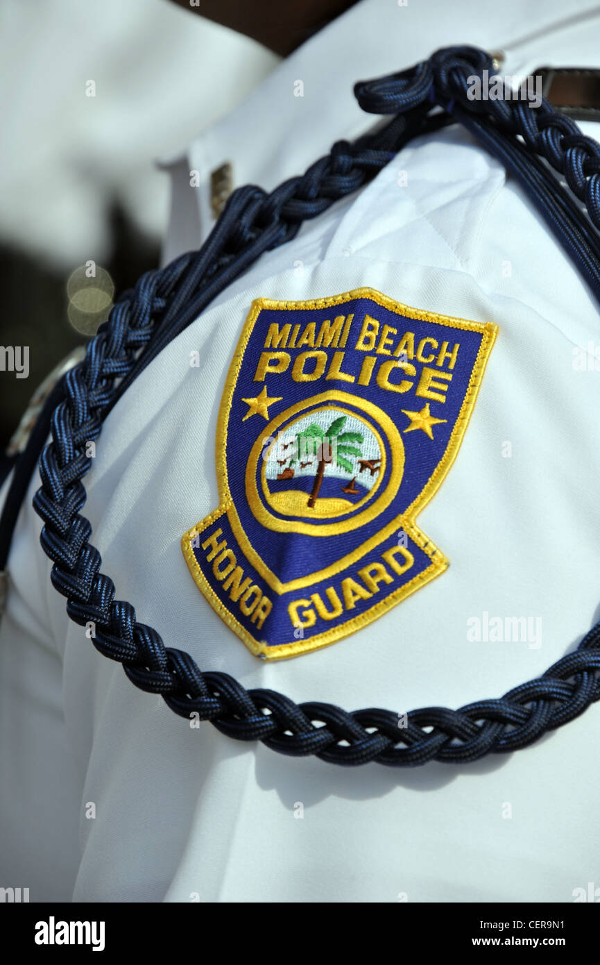 Placa Policía Miami Dade Estados Unidos - Insignia Online