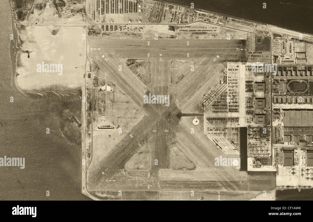Fotografía aérea Naval Air Station Alameda, California 1946 Foto de stock