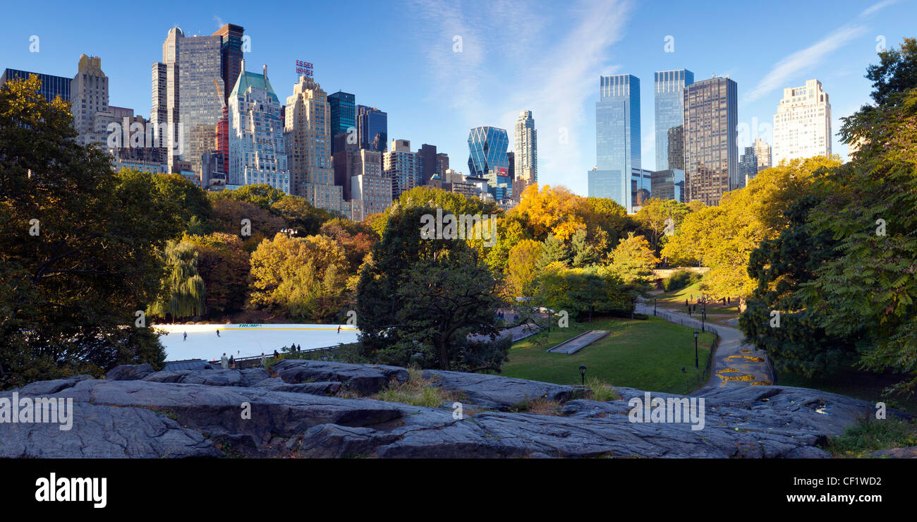 Horizonte de Uptown Manhattan y Central Park, New York City, New York, Estados Unidos de América Foto de stock