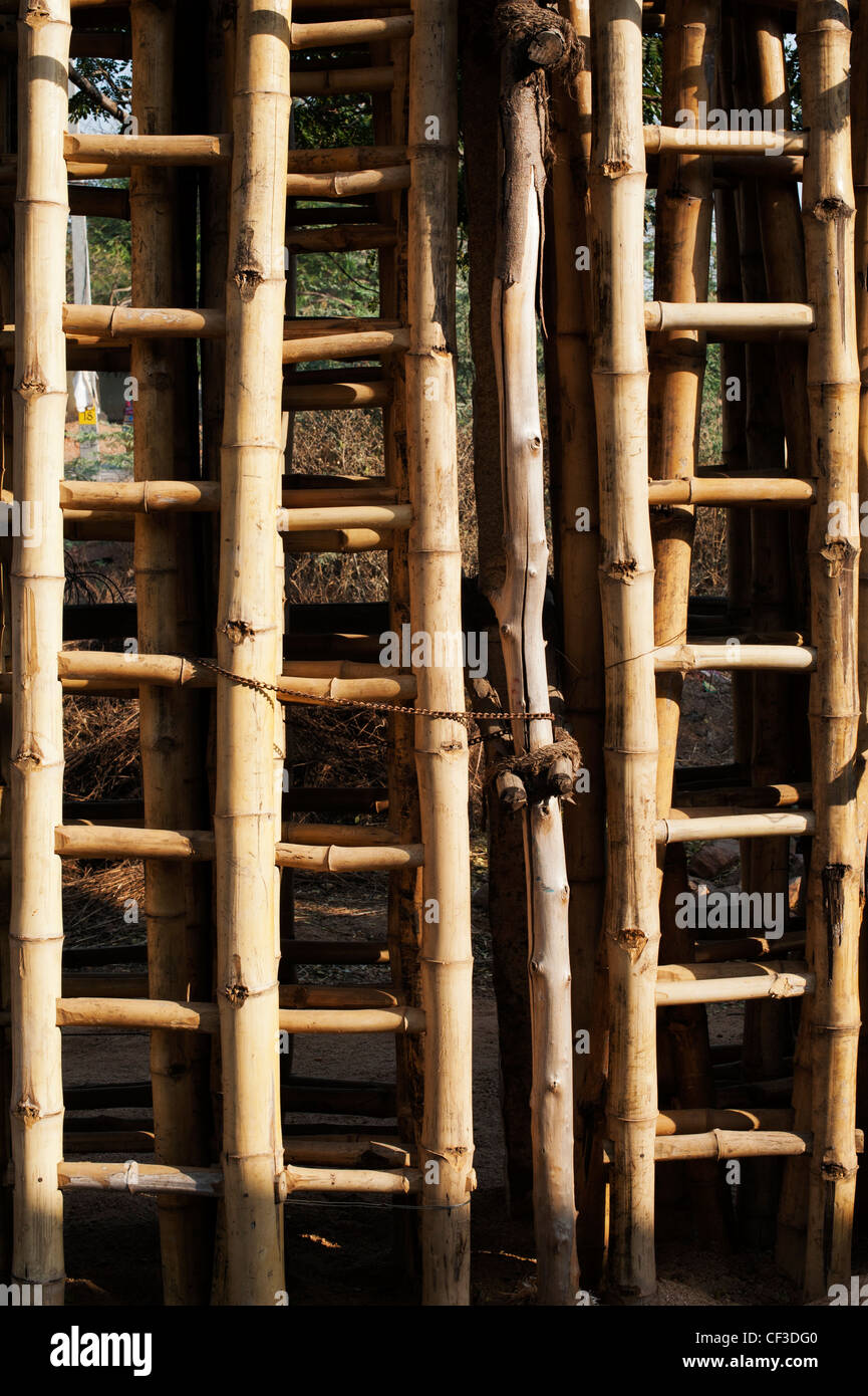 Escalera Bambú Encalada, 200 Cm
