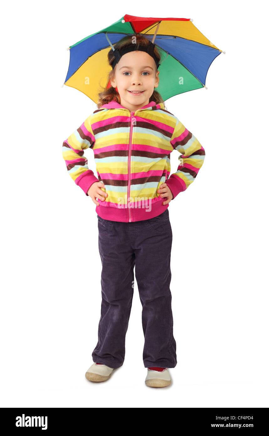 Niña de sombrero paraguas de pie y sonrientes, mirando a la cámara, aislado  en blanco Fotografía de stock - Alamy