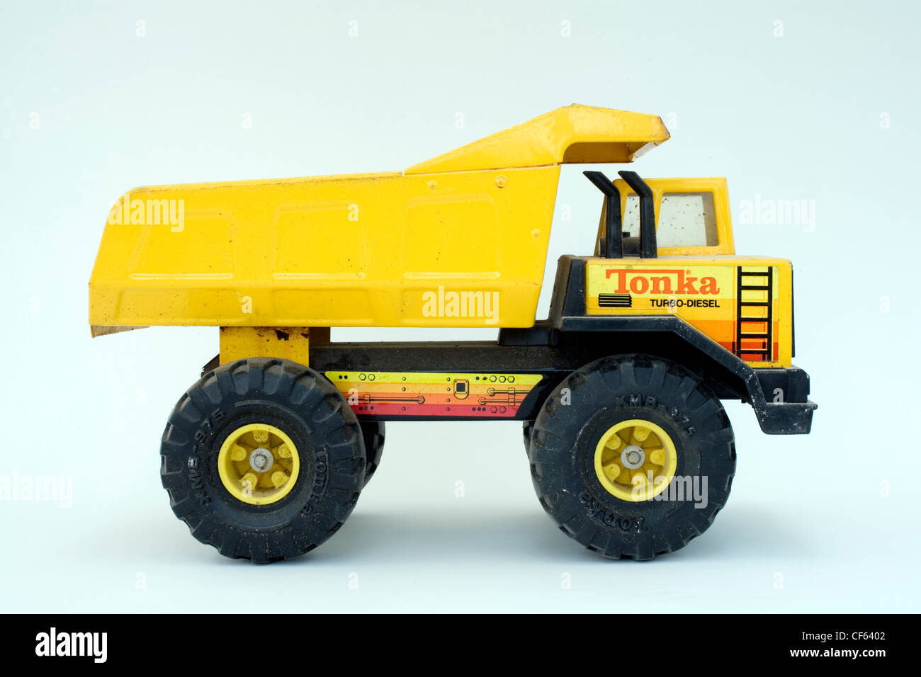 Camión de juguete tonka fotografías e imágenes de alta resolución - Alamy
