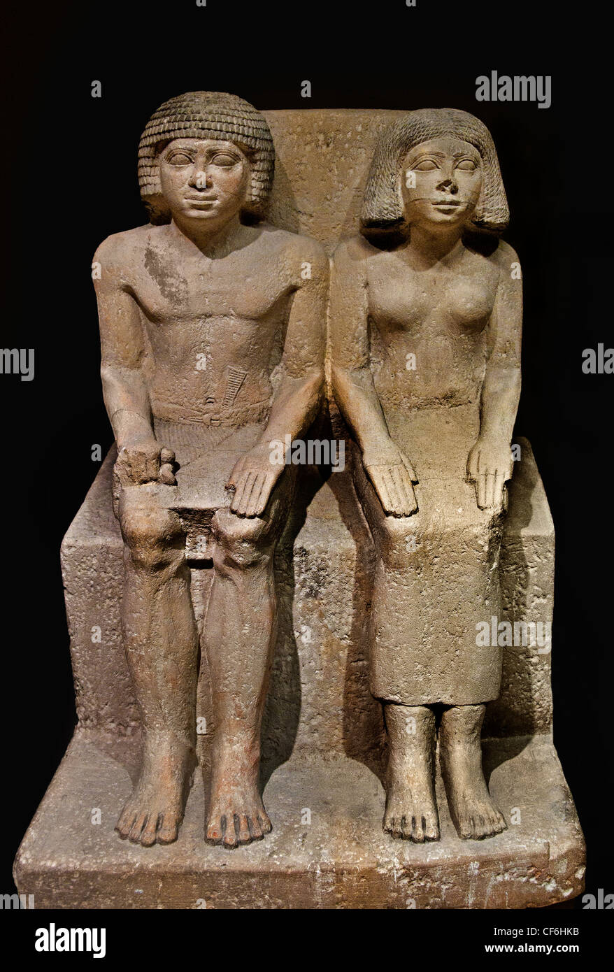 Y su esposa Tepemnefret Ankhoudes 5 Dinastía egipcia Egipto 2450-2325 A.C. Foto de stock