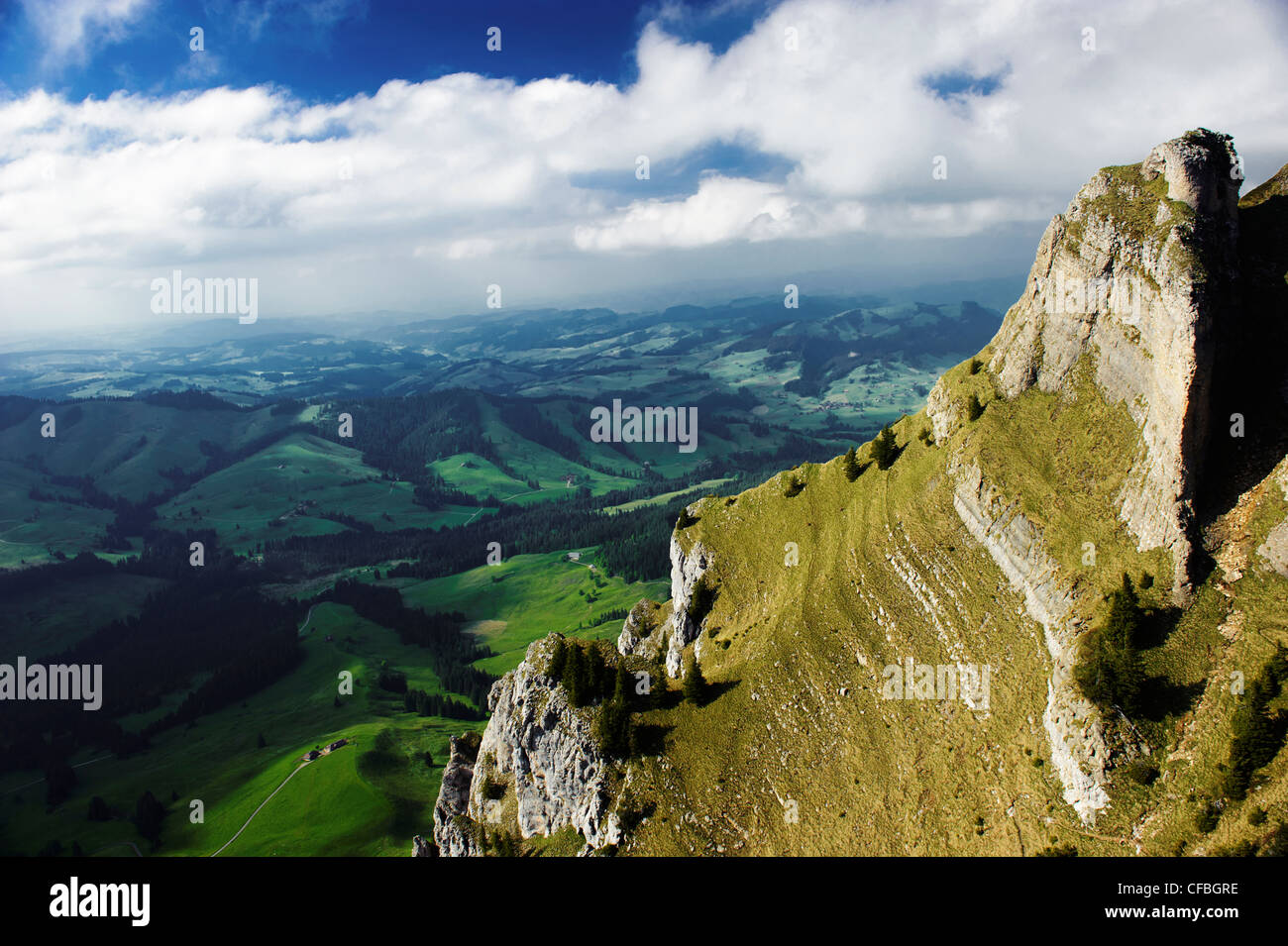 Suiza, cantón de Berna Hohgant, paisaje, entorno, Eriz, Trogenhorn, Arnigrat, Alpes, pre-Alpes Alpes, piedra caliza, rocas, piedras, Foto de stock