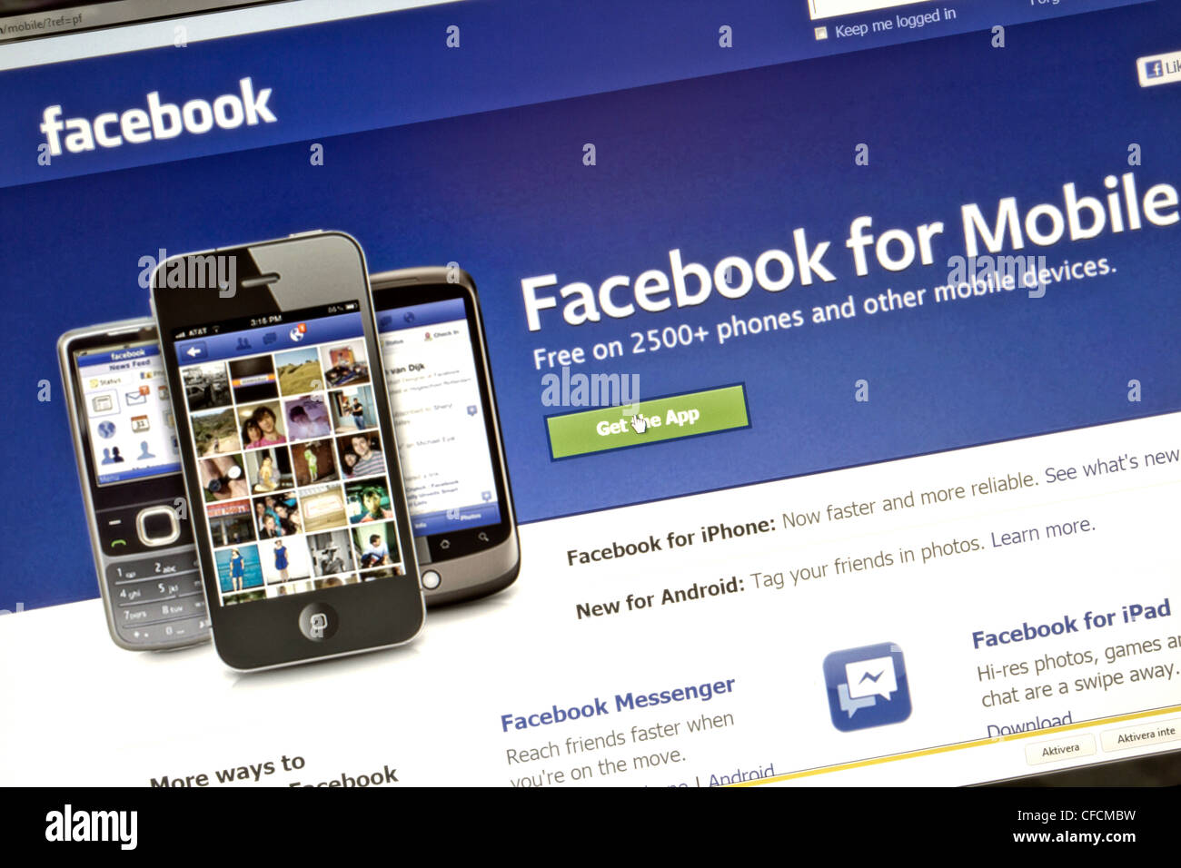 Facebook para móviles Sitio web en una pantalla de ordenador Foto de stock