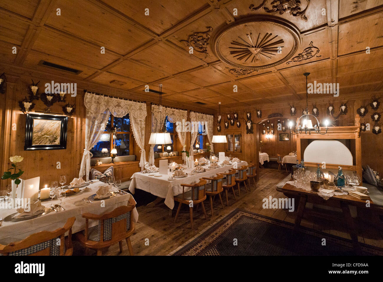 Comedor en desiertas Schalber Serfaus, hotel, Tirol, Austria, Europa Foto de stock