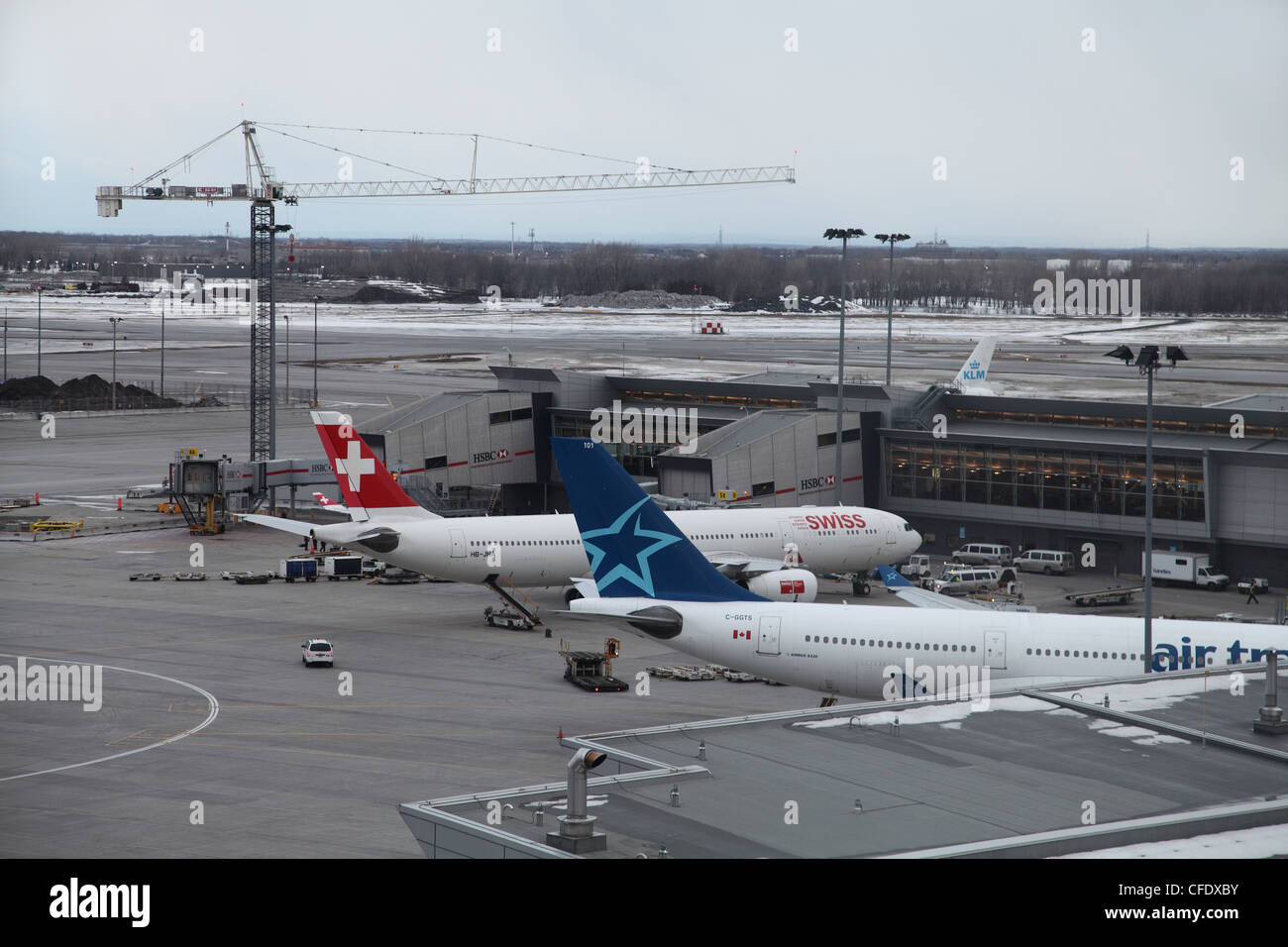 Aeropuerto internacional de montreal trudeau fotografías