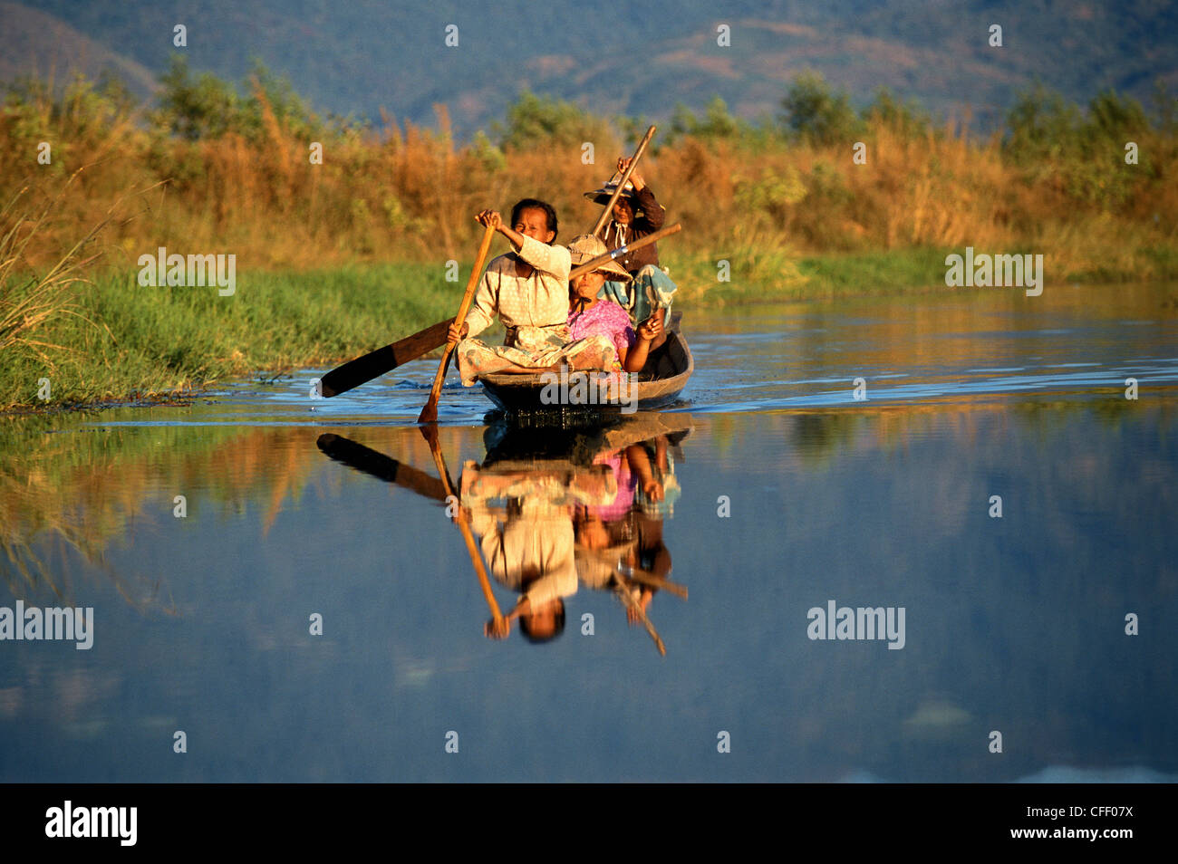 El lago Inle, en los estados de Shan, en Myanmar, Asia Foto de stock
