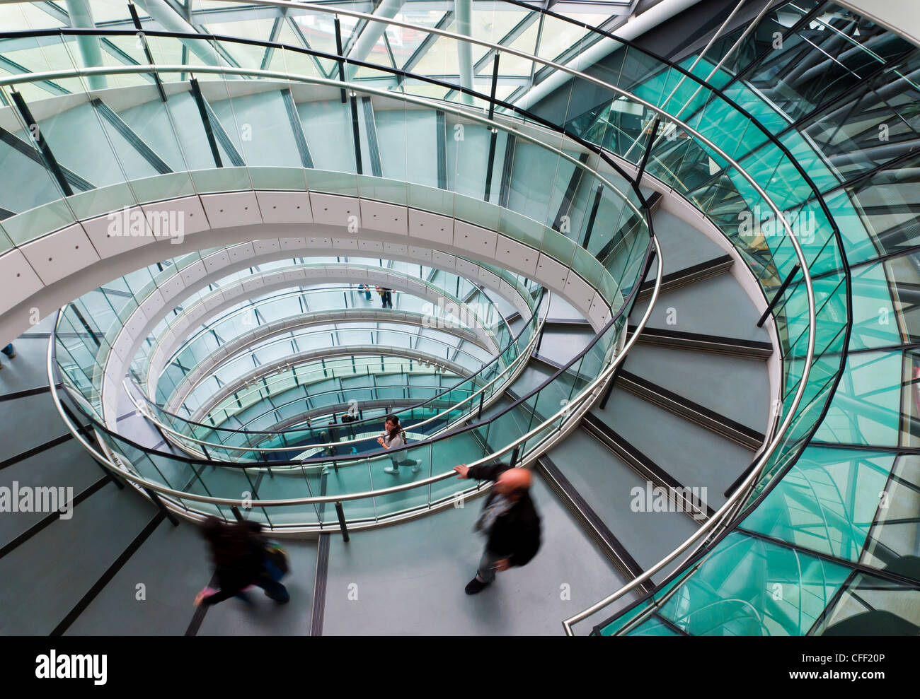 Escalera helicoidal, City Hall, Londres, Inglaterra, Reino Unido, Europa Foto de stock