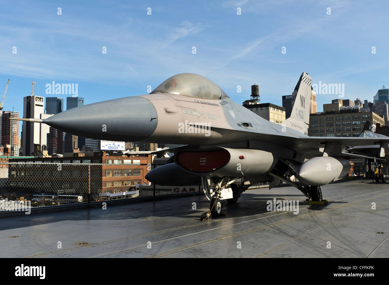 General Dynamics F-16 combates Falcon Foto de stock