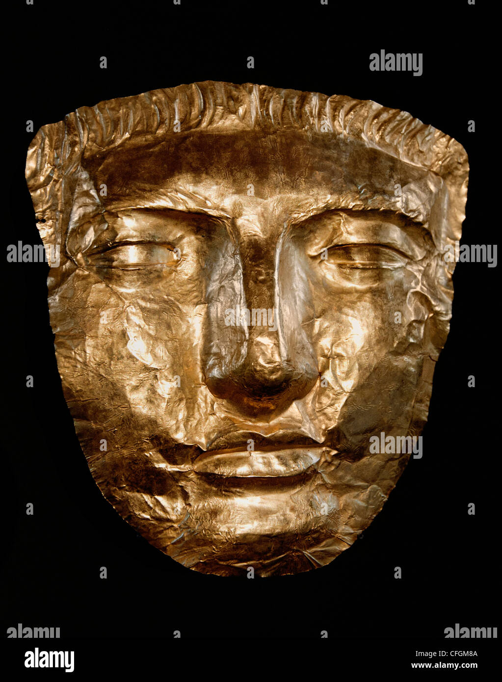 Máscara mortuoria de oro Fenicia fenicios quinto período persa del siglo cuarto A.C. Foto de stock