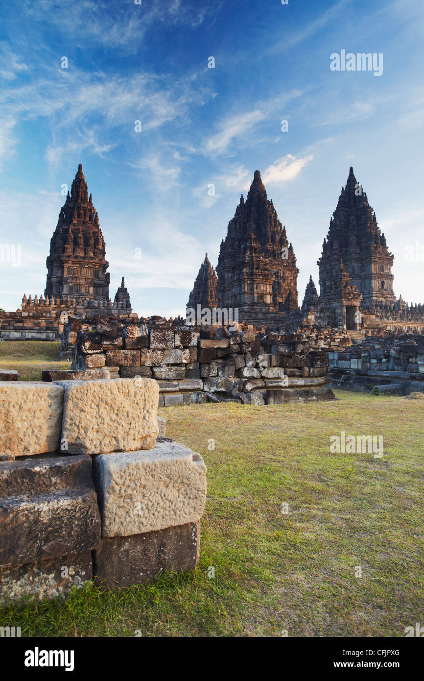 En el complejo de templos de Prambanan, Sitio del Patrimonio Mundial de la UNESCO, Java, Indonesia, Sudeste Asiático, Asia Foto de stock