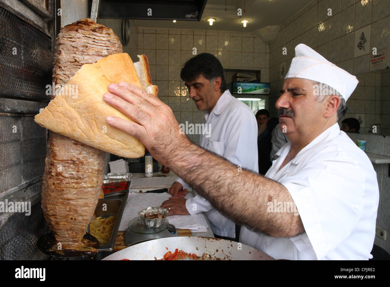 Doner kebab, el Gran Bazar de Estambul, Turquía, Europa Foto de stock