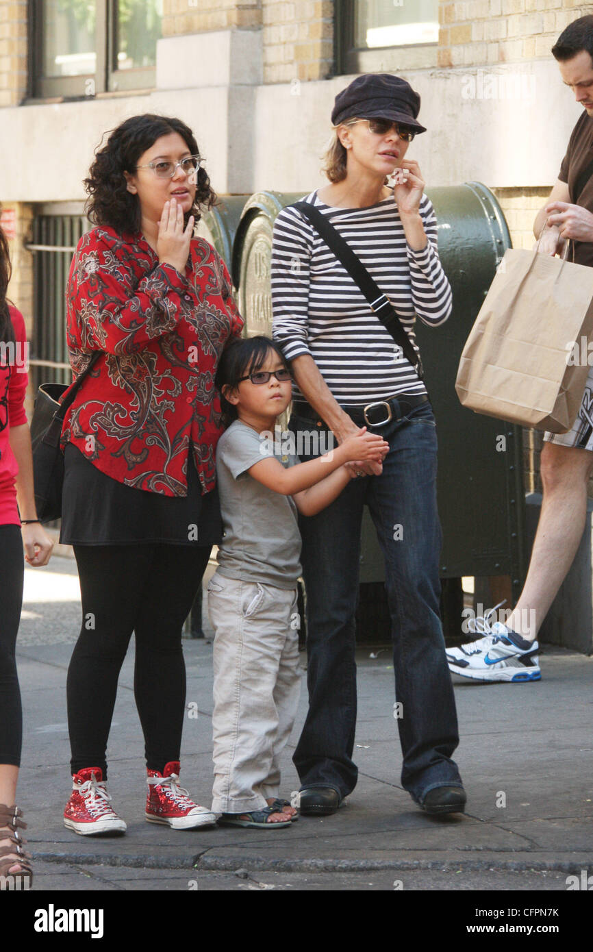 Meg Ryan y su hija Daisy True shop en SoHo en la nueva ciudad de