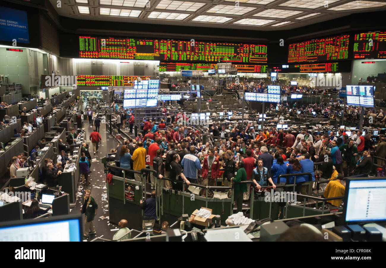 Chicago, Illinois - El comercio de los productos básicos en el piso de la  Bolsa Mercantil de Chicago Fotografía de stock - Alamy