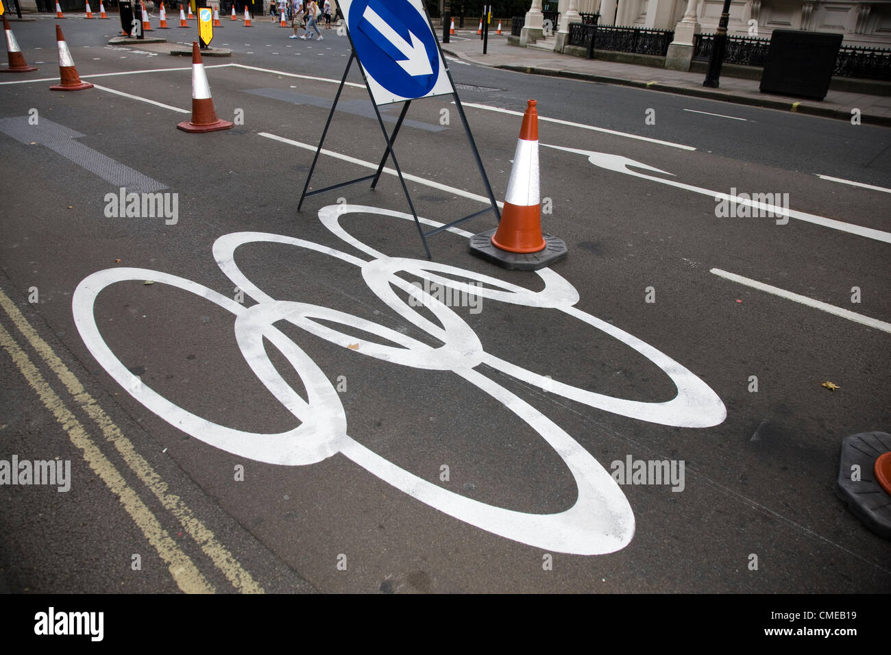 Londres, 28 de julio de 2012. Cierres de la carretera y el Olímpico Lane en Londres. Foto de stock