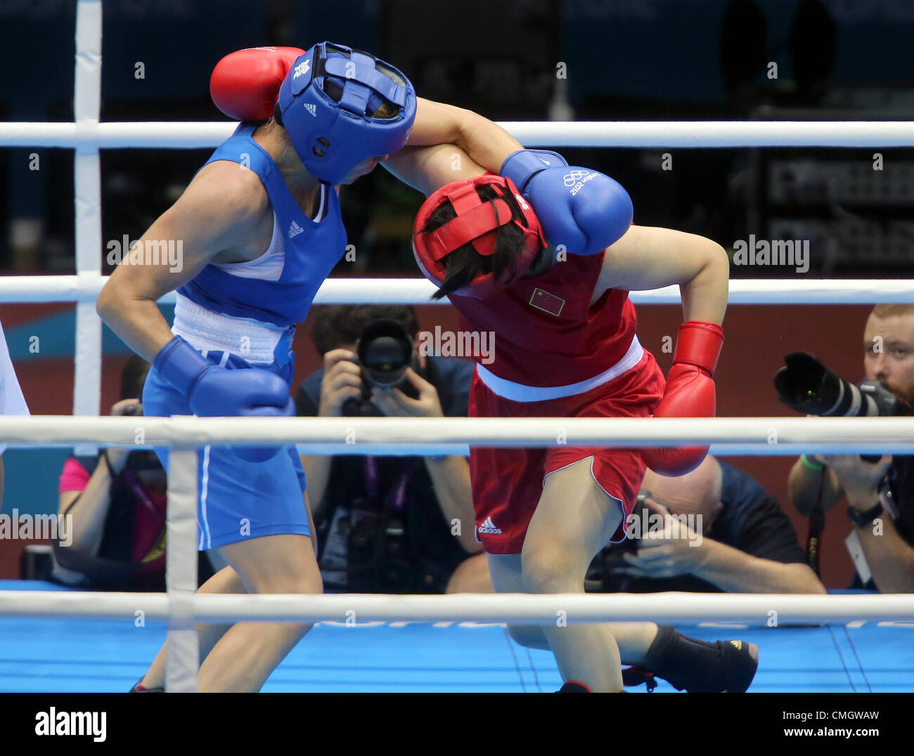 NADEZDA TORLOPOVA JINZI LI V V CHINA RUSIA STRATFORD Londres Inglaterra 08 de agosto de 2012 Foto de stock