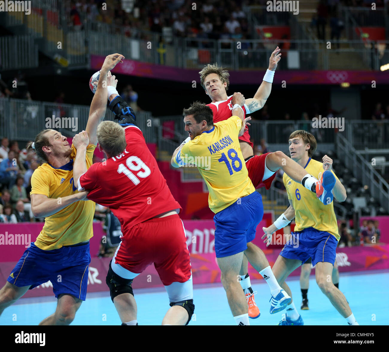 Dinamarca - Suecia BALONMANO OLÍMPICO STRATFORD Londres Inglaterra 08 de agosto de 2012 Foto de stock