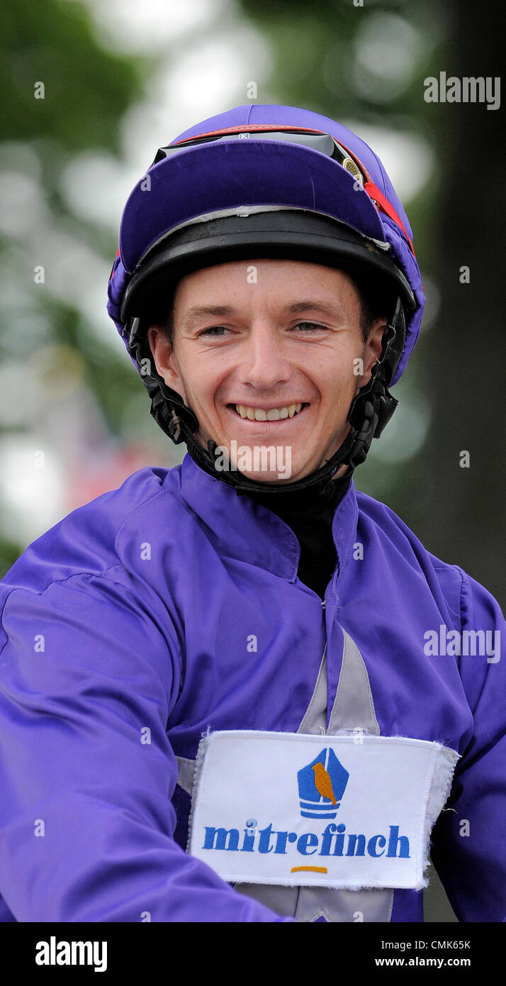 DAVID ALLAN JOCKEY RIPON RACECOURSE RION Inglaterra el 18 de agosto de 2012 Foto de stock