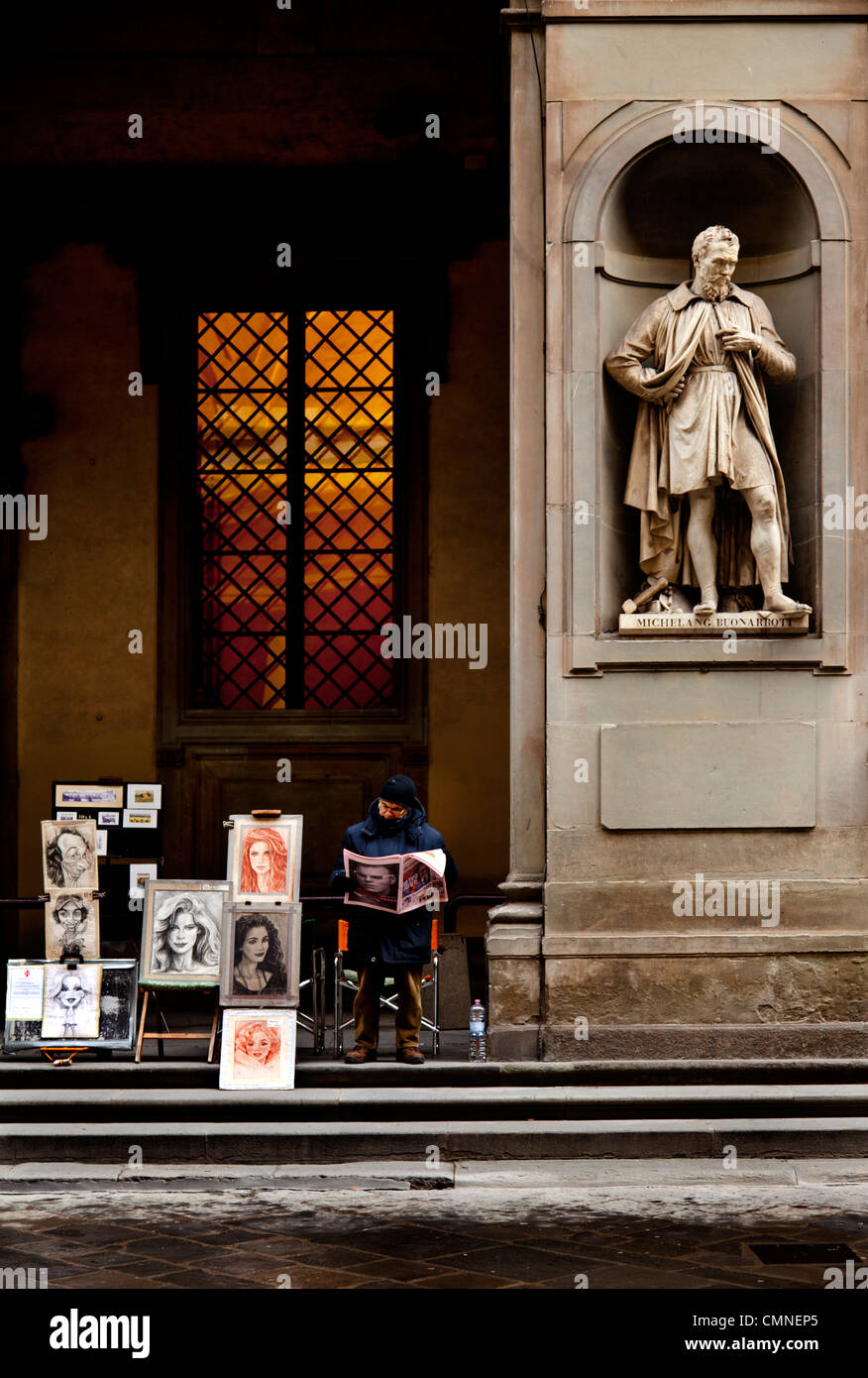 Retratista fuera de la galería Uffizi Foto de stock