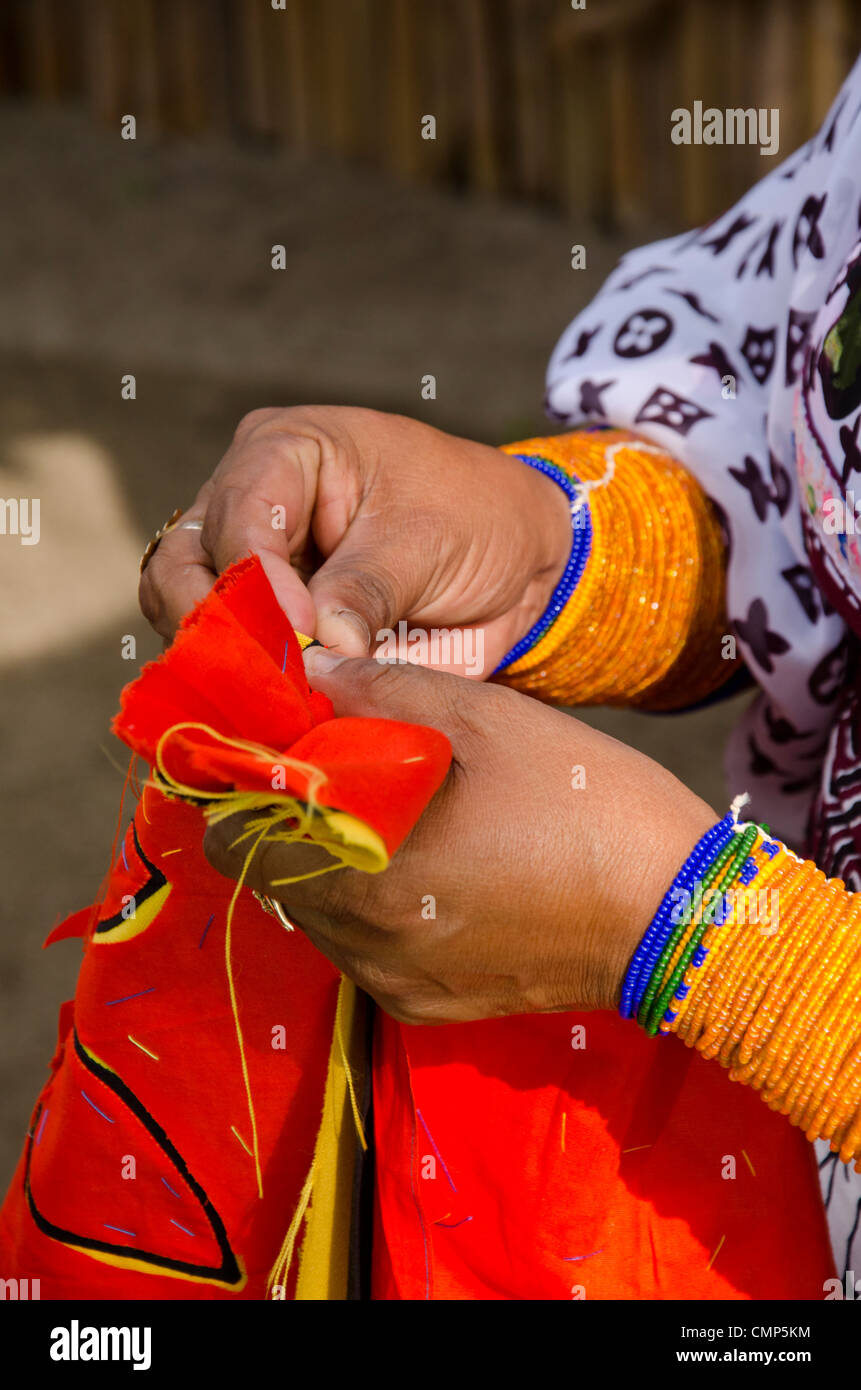 Molas de kuna fotografías e imágenes de alta resolución Alamy