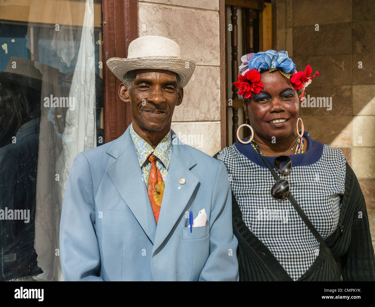 Ropa cubana fotografías e imágenes de alta resolución - Alamy