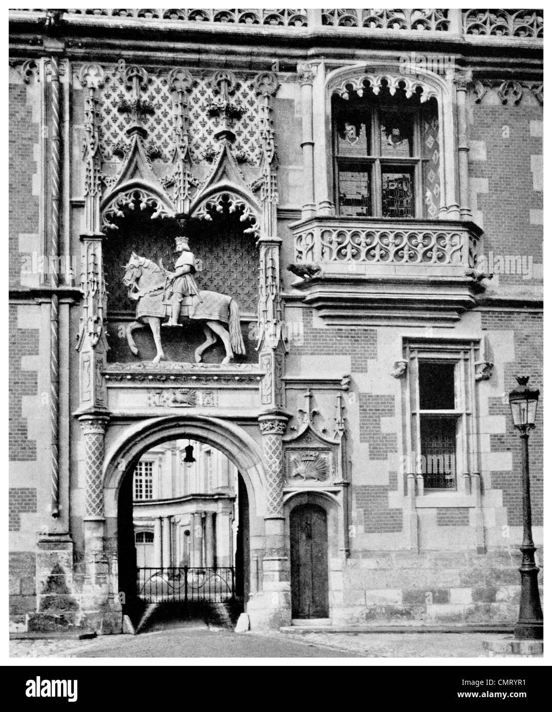 1923 Chateau de Blois entrada Loir-et-Cher departamento Valle del Loira Francia Foto de stock