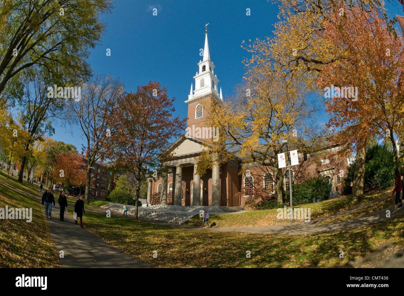La Universidad de Harvard - Memorial Church en el campus de Harvard, Cambridge, Massachusetts, EE.UU. Foto de stock