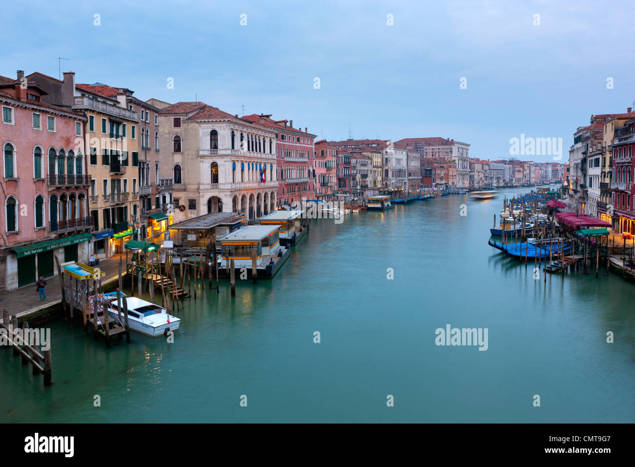 El Gran Canal de Venecia, Sitio del Patrimonio Mundial de la UNESCO, Véneto, Italia, Europa Foto de stock