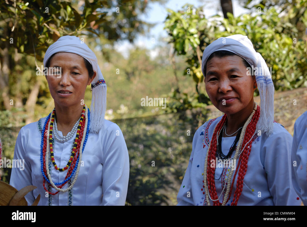 Retrato de Kachin damas en Chiang Dao Chiang Mai en el norte de Tailandia en 01/07/2009 Foto de stock
