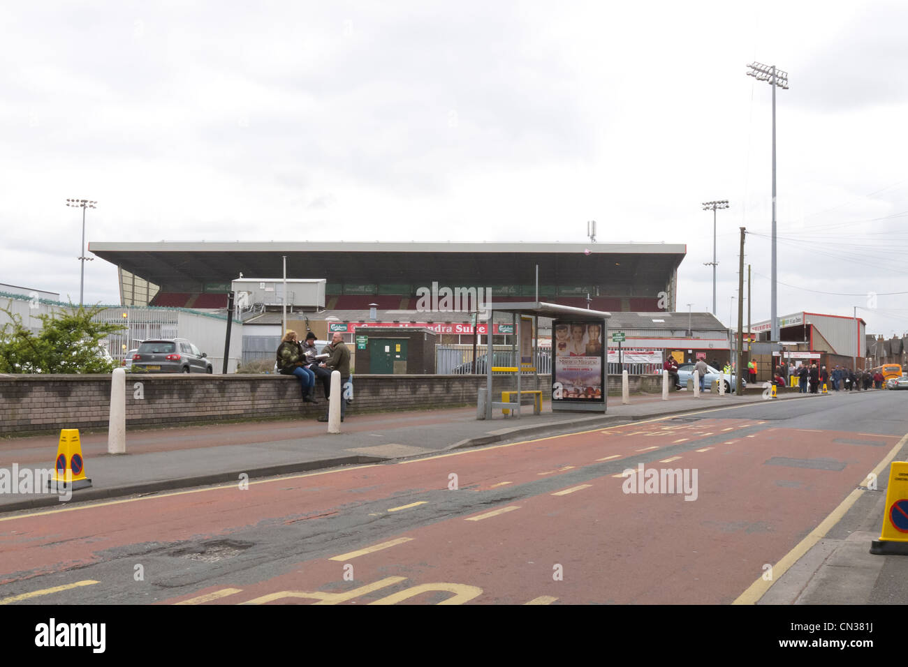 Crewe Alexandra fútbol el día del partido Foto de stock