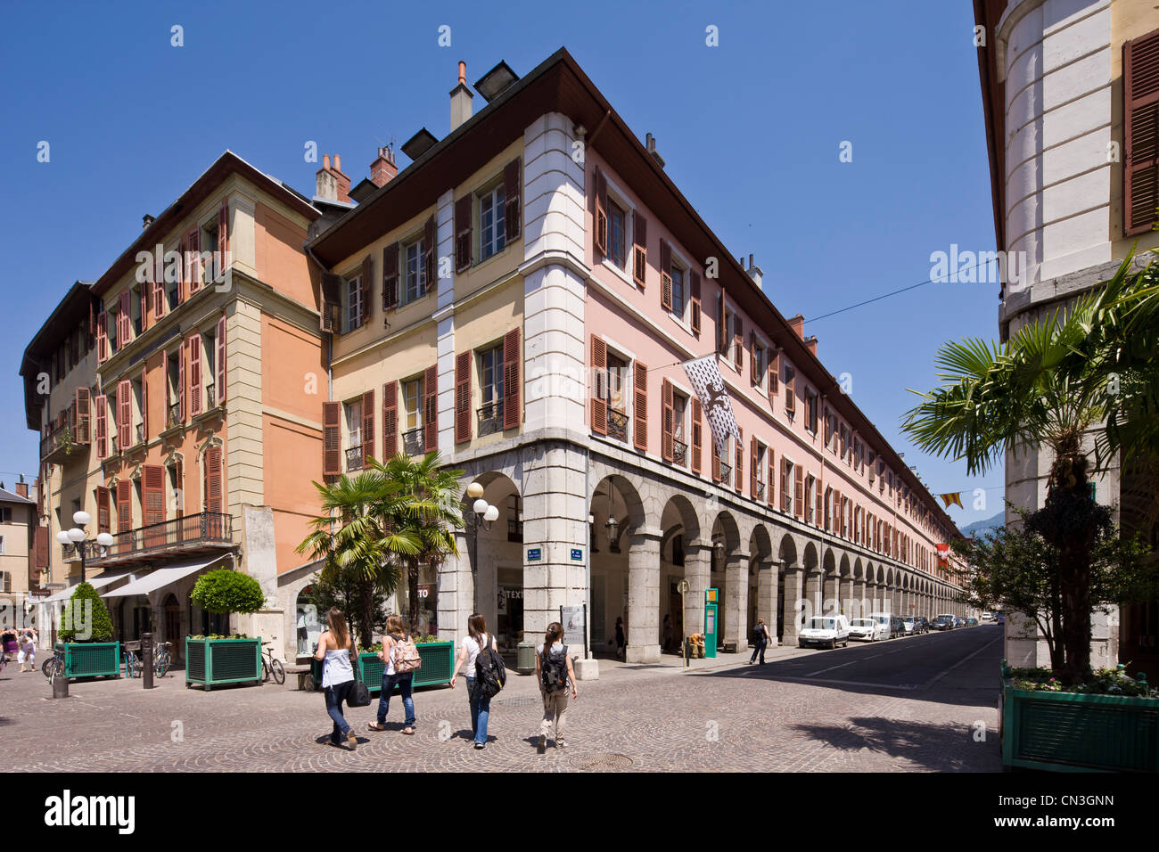 Francia, Savoie, Chambery, el casco antiguo de la ciudad, Avenida de Boigne Foto de stock