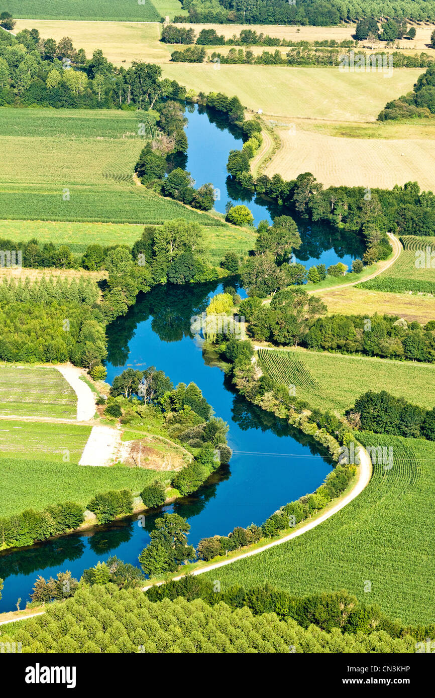 Francia, Charente, Triac Lautrait La Charente Valley (vista aérea) Foto de stock