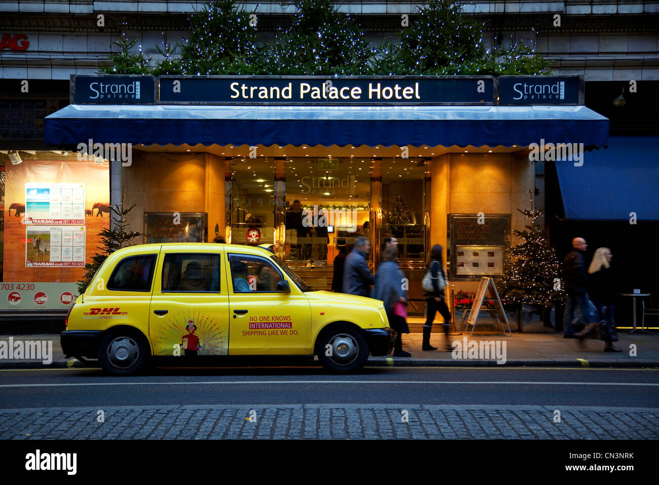 Reino Unido, Londres, Strand Hotel Strand Palace Foto de stock