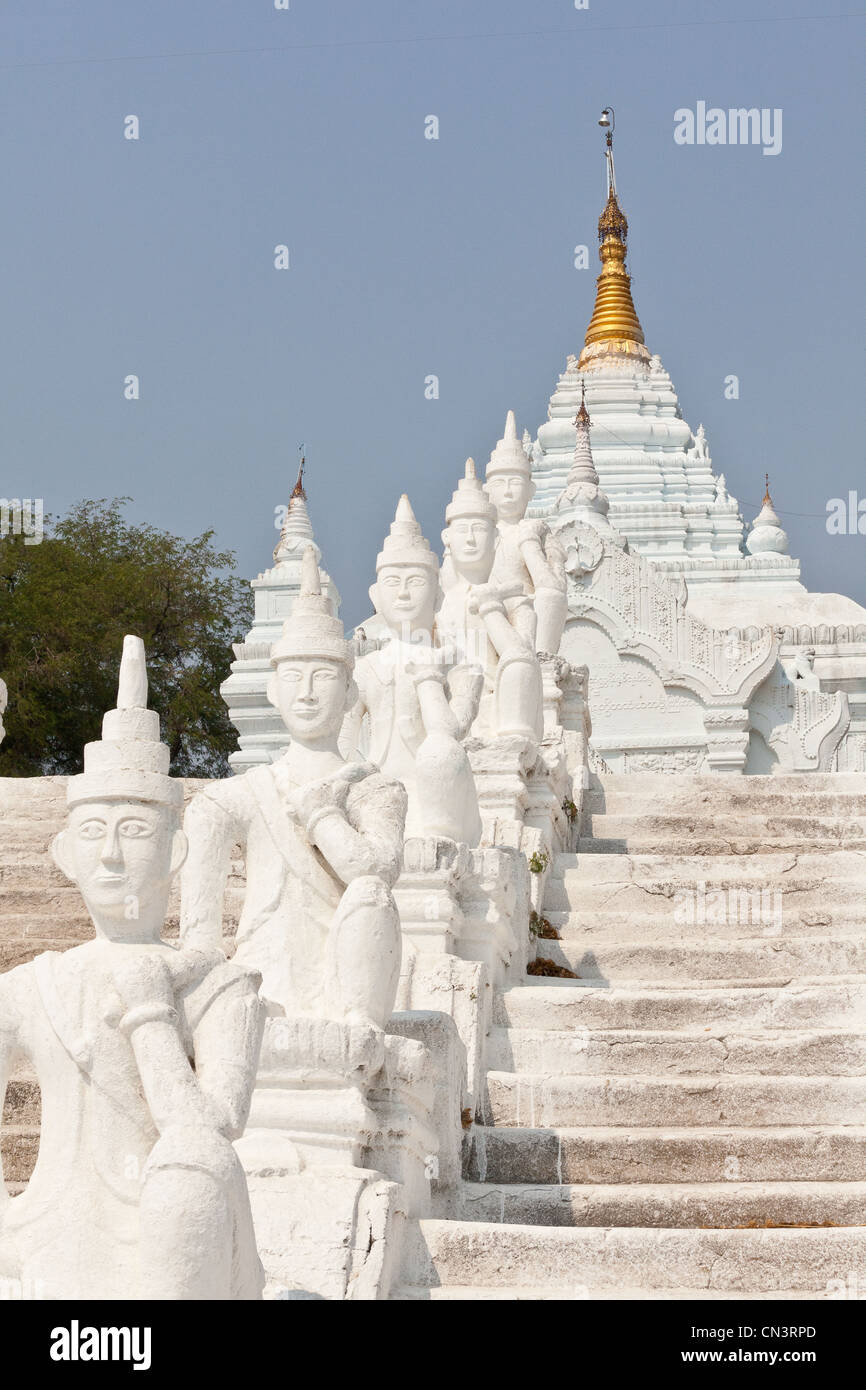 Myanmar (Birmania), la división de Mandalay, Mingun, pagoda Satowya Foto de stock