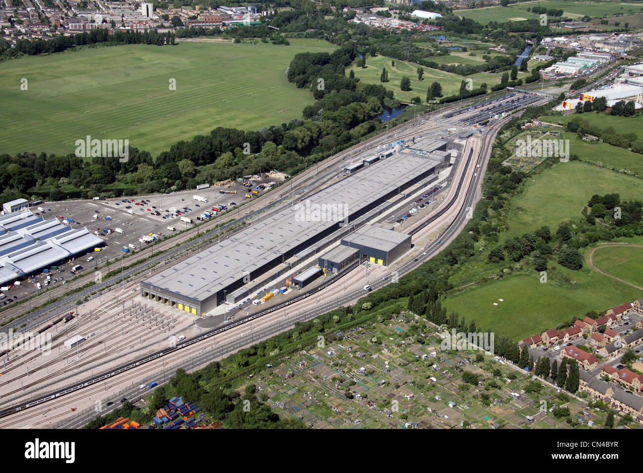 Vista aérea del Centro de Ingeniería de Eurostar Temple Mills, Leyton, Londres E10 Foto de stock