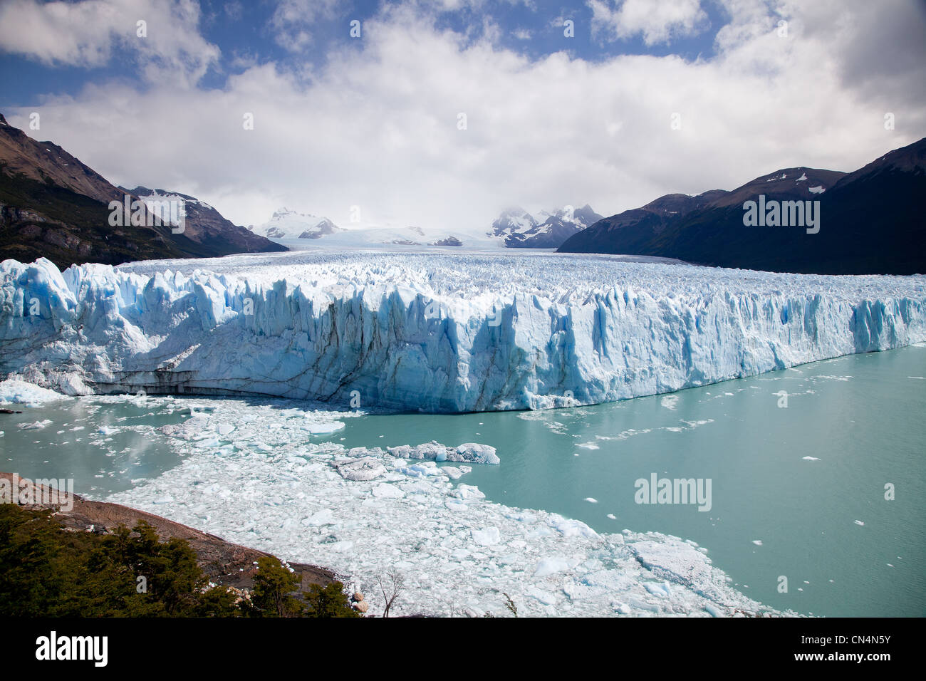 Argentina, Patagonia, provincia de Santa Cruz, el Parque Nacional Los Glaciares, catalogada como Patrimonio de la Humanidad por la UNESCO, El Calafate, Perito Foto de stock