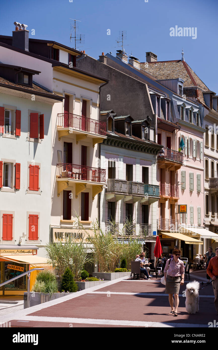 Francia, Haute Savoie, Le Chablais, Evian, calles peatonales del centro de la ciudad Foto de stock