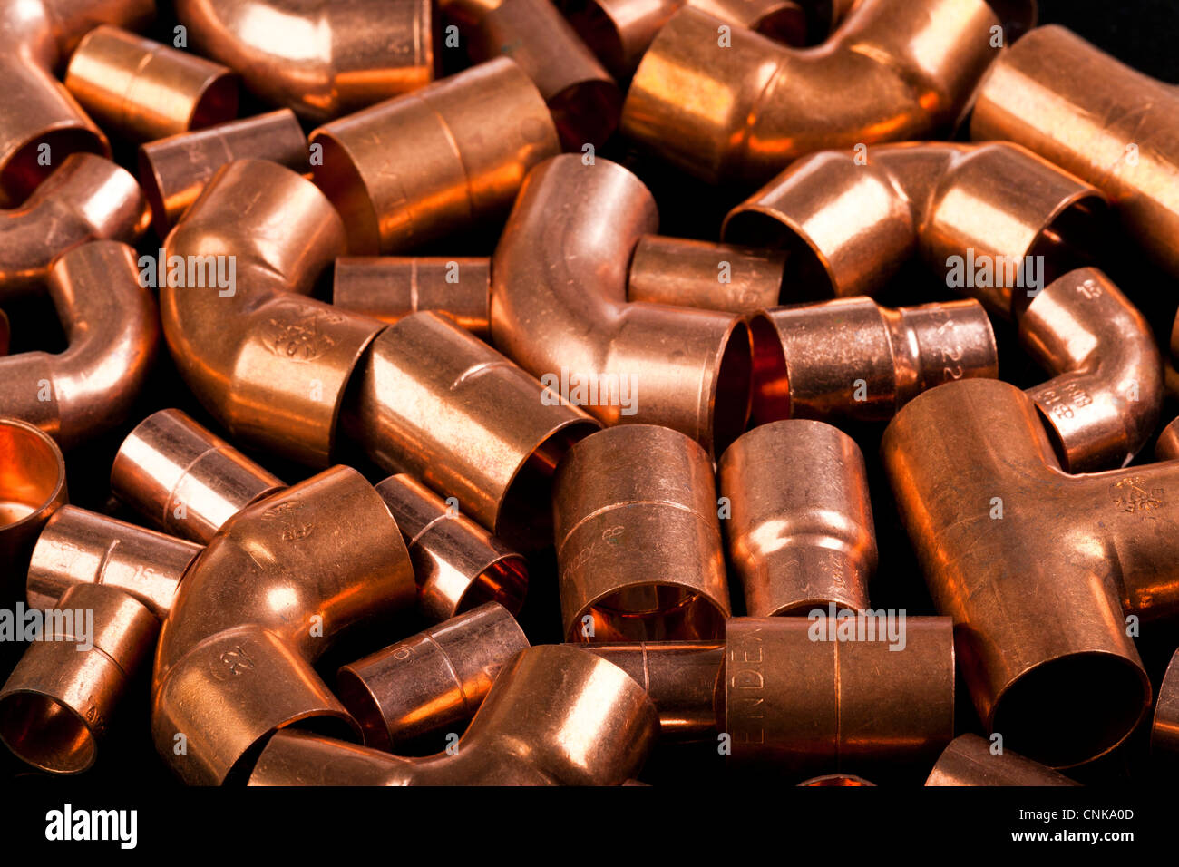 Conectores de tubo de cobre metálico / racores Foto de stock