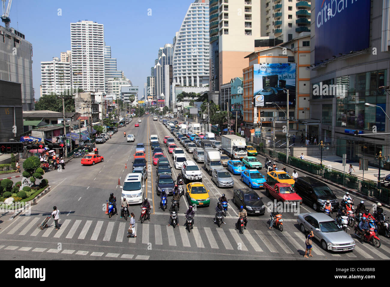 Sukhumvit, un exclusivo barrio, Bangkok, Tailandia, el sudeste de Asia, Asia Foto de stock