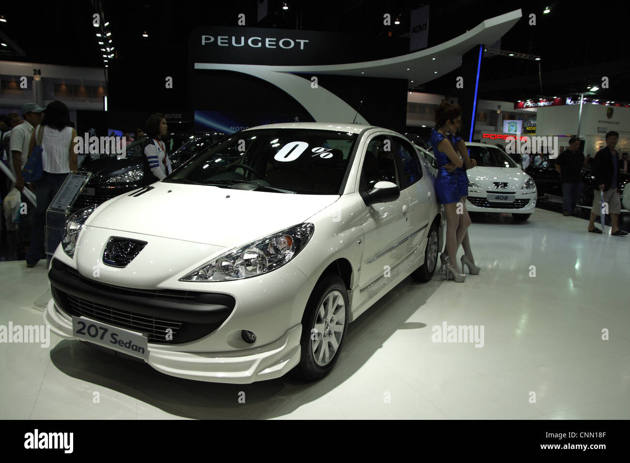 Peugeot 207 sedán mostrar en Tailandia Motor Show 2012 Foto de stock