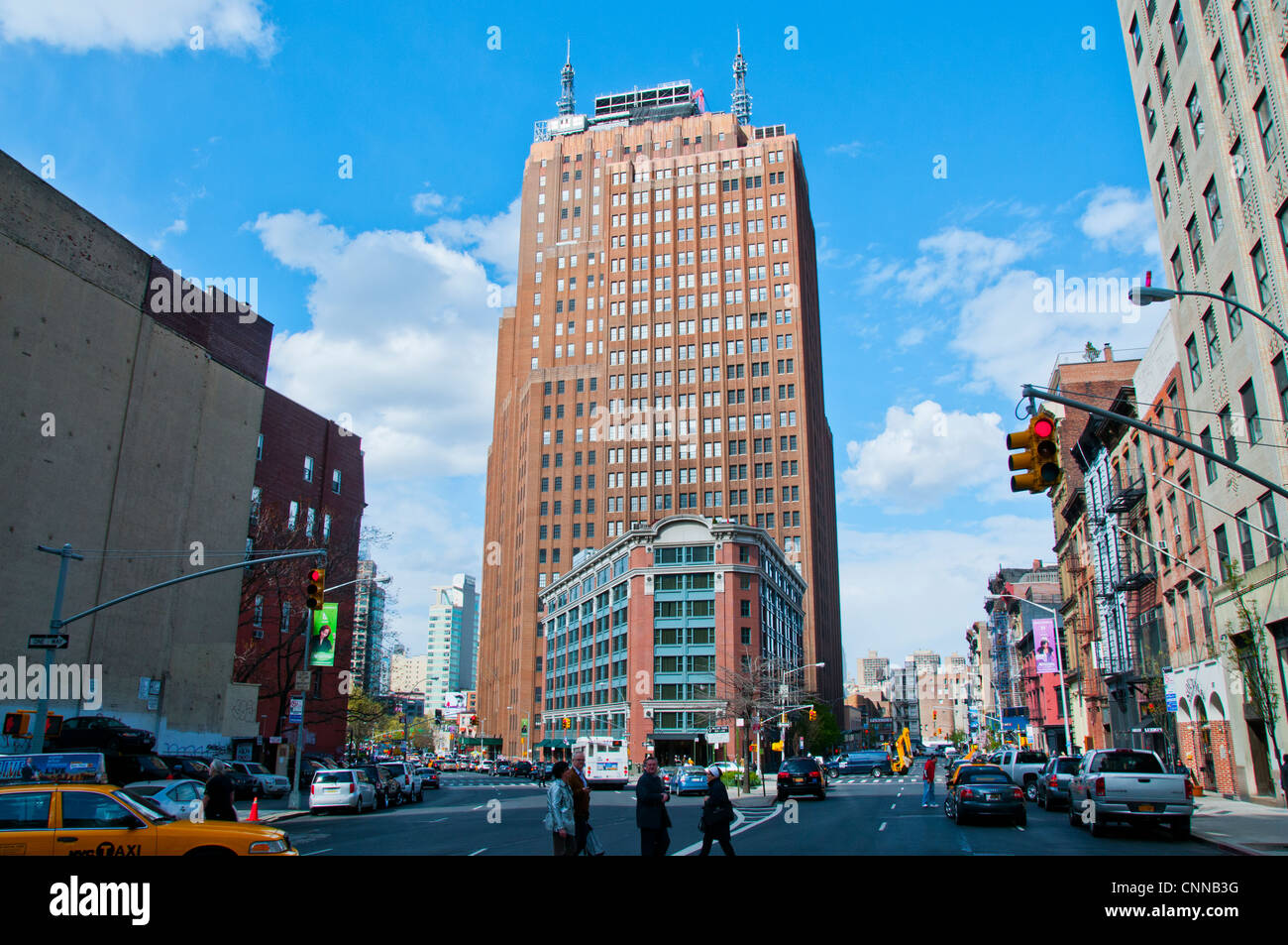Los edificios de la ciudad de Nueva York alto sube Foto de stock