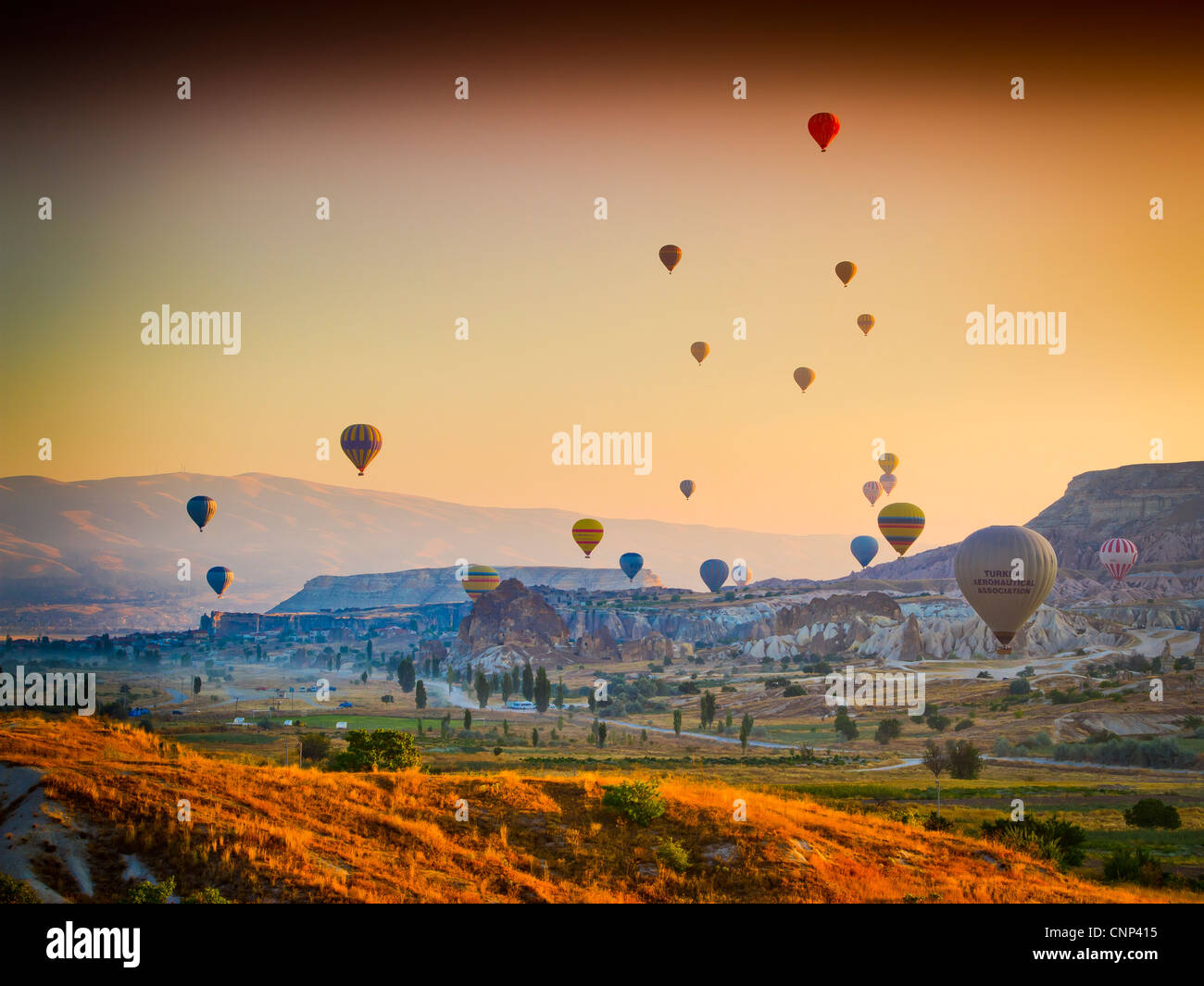 Ballon de aire caliente. Cappadocia, Turquía. Foto de stock