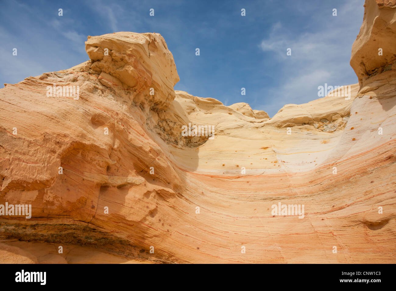 Coloridas formaciones de arenisca en Nueva Méxicos desierto Foto de stock