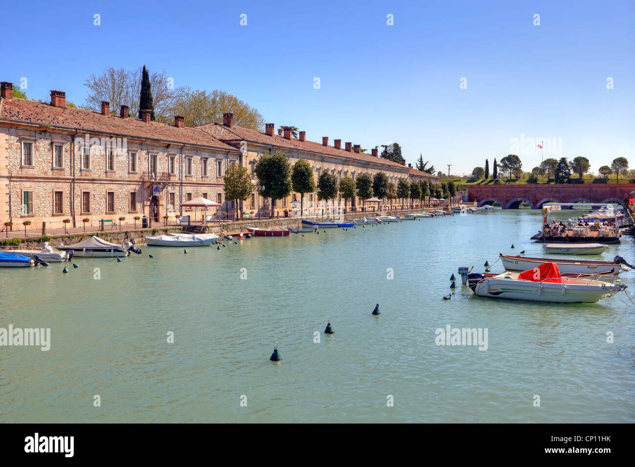 Peschiera del Garda, Verona, Venecia, el Lago de Garda, el Mincio, Italia Foto de stock