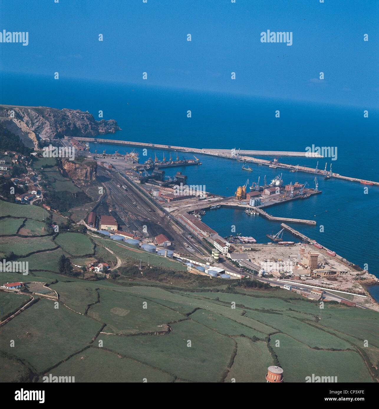 España - Asturias - Gijón. El puerto de El Musel Fotografía de stock - Alamy