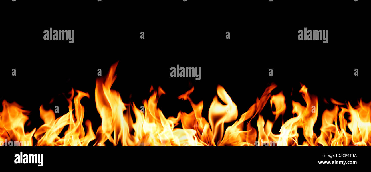 Imagen panorámica con llamas en la parte inferior. Foto de stock