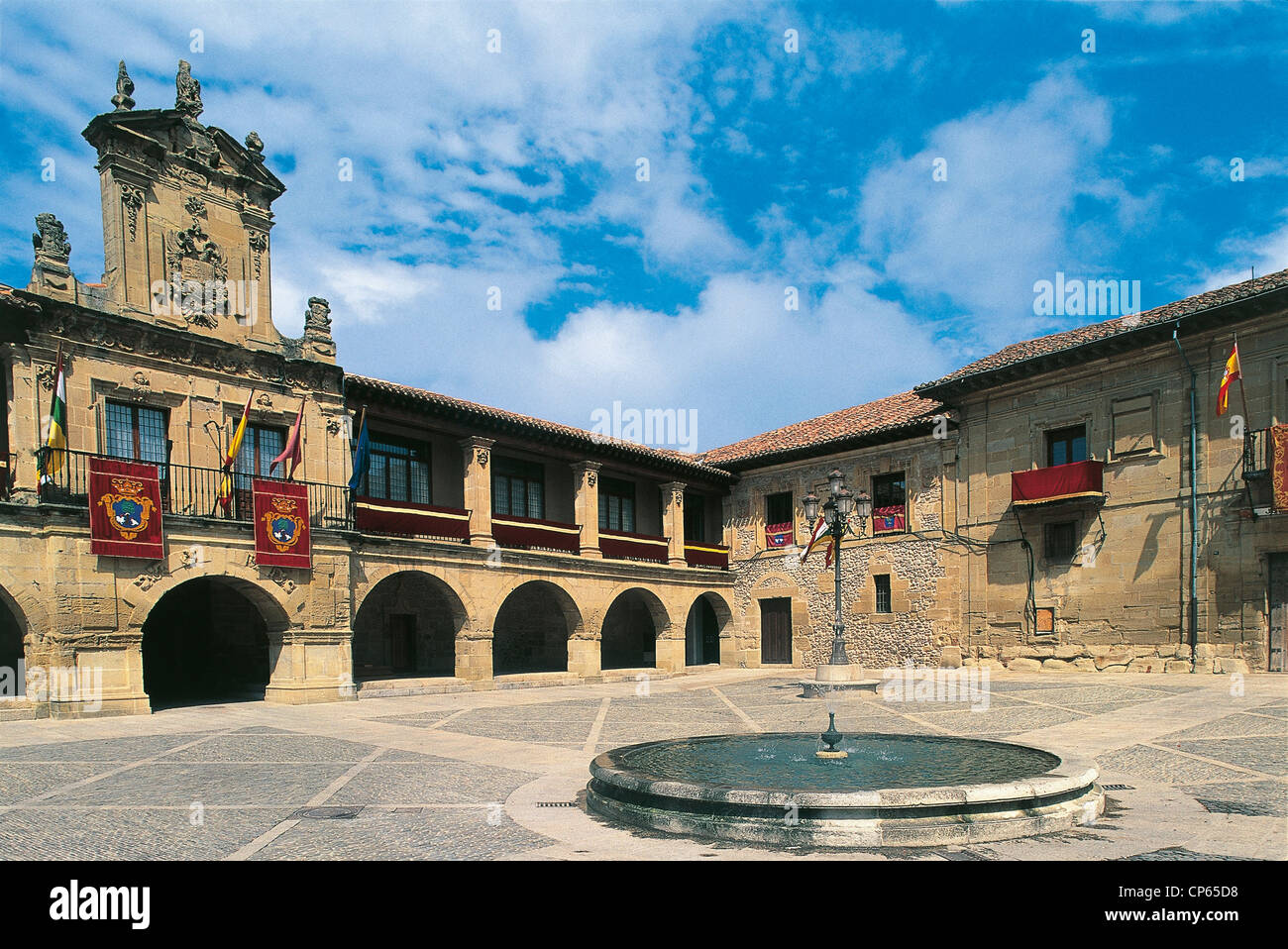 España Rioja Santo Domingo de la Calzada de La Plaza Mayor Fotografía de  stock - Alamy