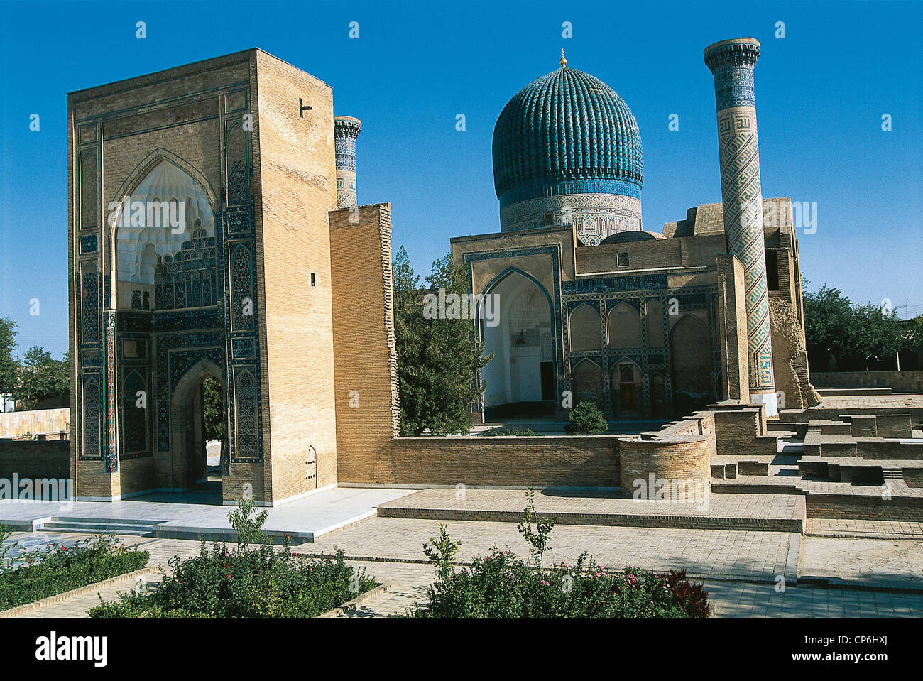 Uzbekistán SAMARCANDA 1403/04 Mausoleo Gur Emir Timur Foto de stock