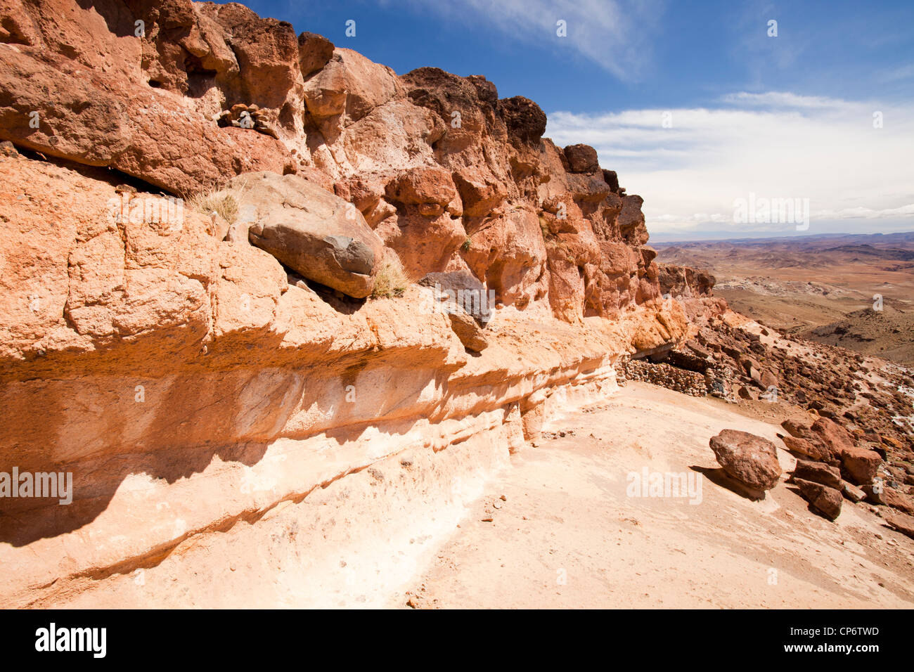 Rocas erosionadas en el Anti Atlas de Marruecos. Foto de stock